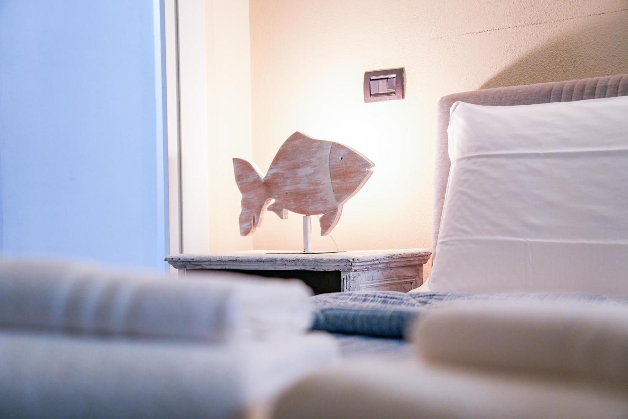 White Lerici Hotel Bagian luar foto