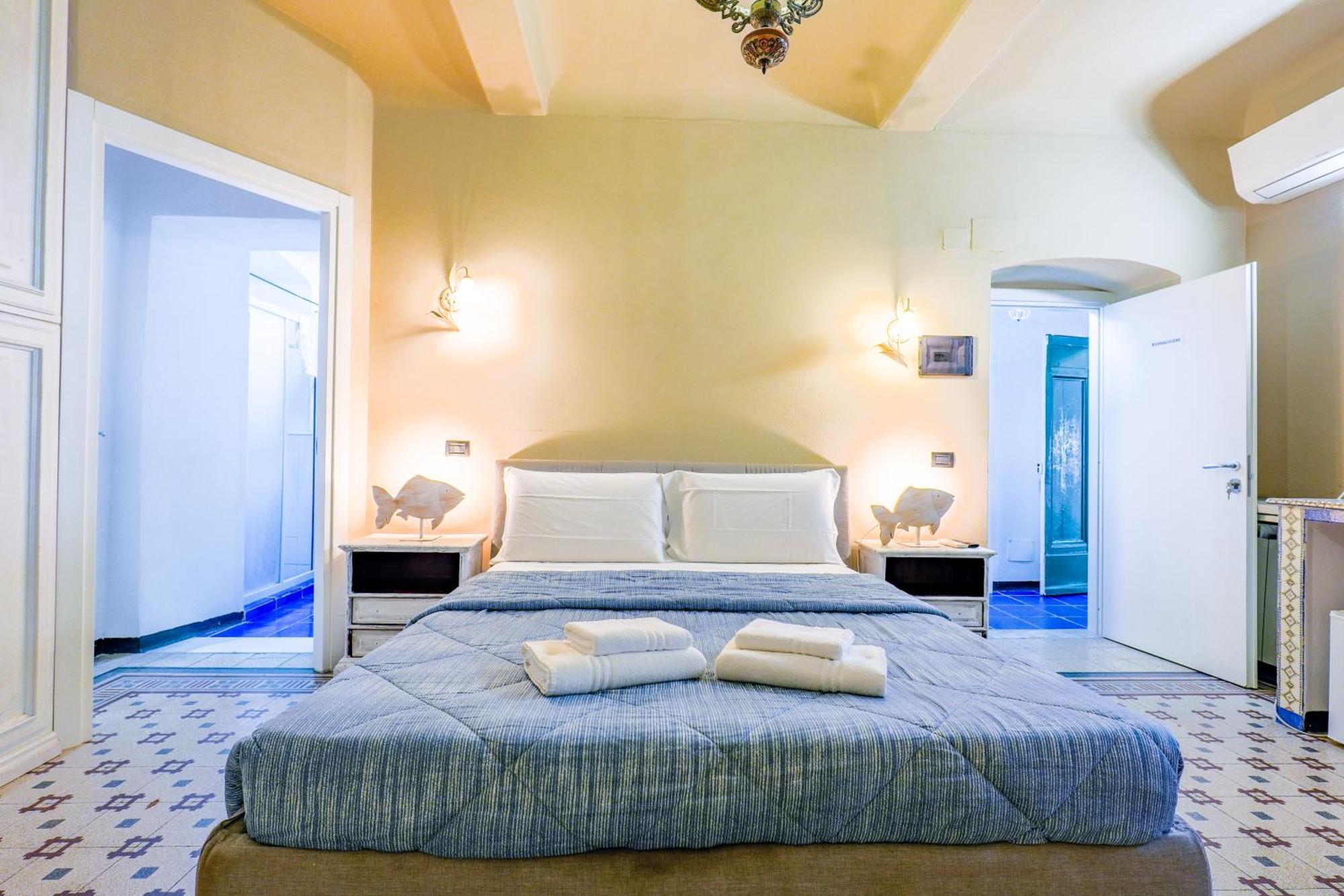 White Lerici Hotel Bagian luar foto