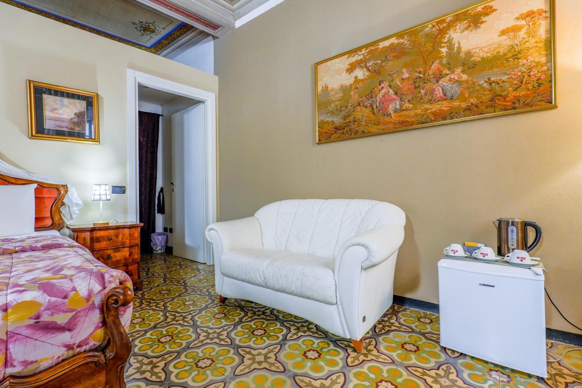 White Lerici Hotel Bagian luar foto
